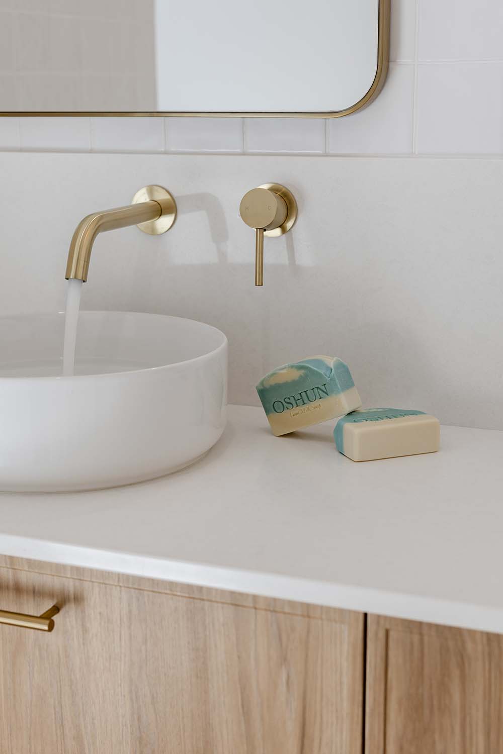 Cleansing Bar vs Soap: What’s the Difference?